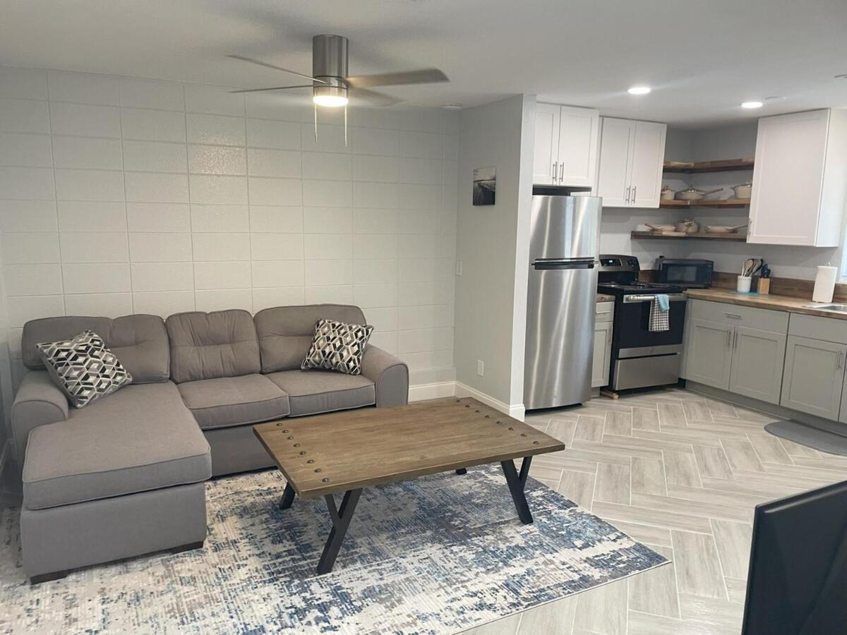 Warm Waters Escape Apartment